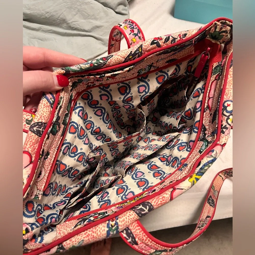 VERA BRADLEY Tote Purse - Picture 4 of 16
